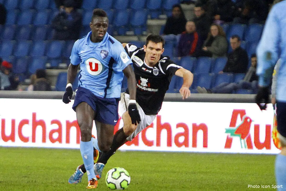 Les Anglais tirent avant l'OL pour B. Mendy