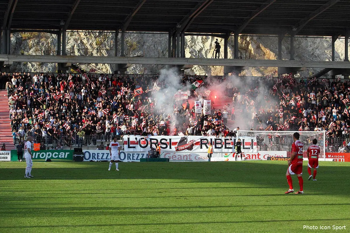 Les Caennais caillassés à leur arrivée à Ajaccio