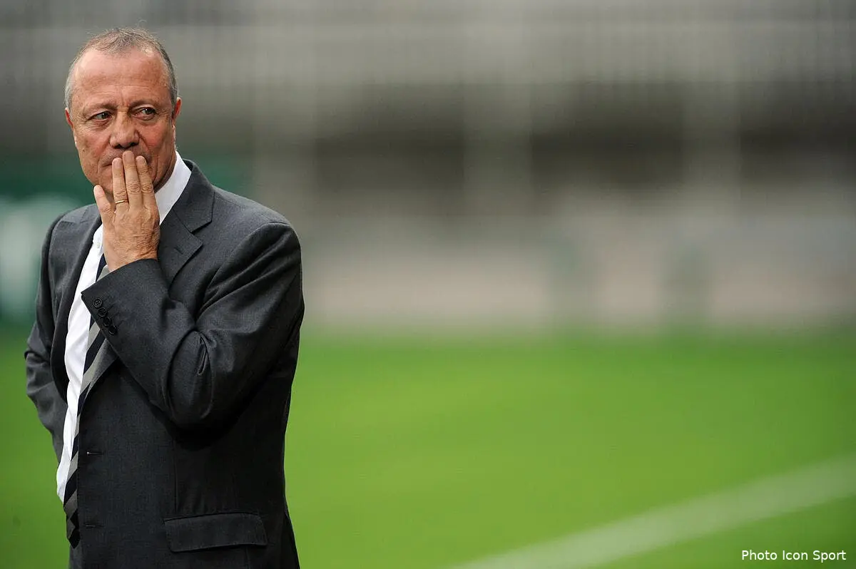 Bernard Lacombe renvoie les femmes « aux casseroles » plus qu'au foot
