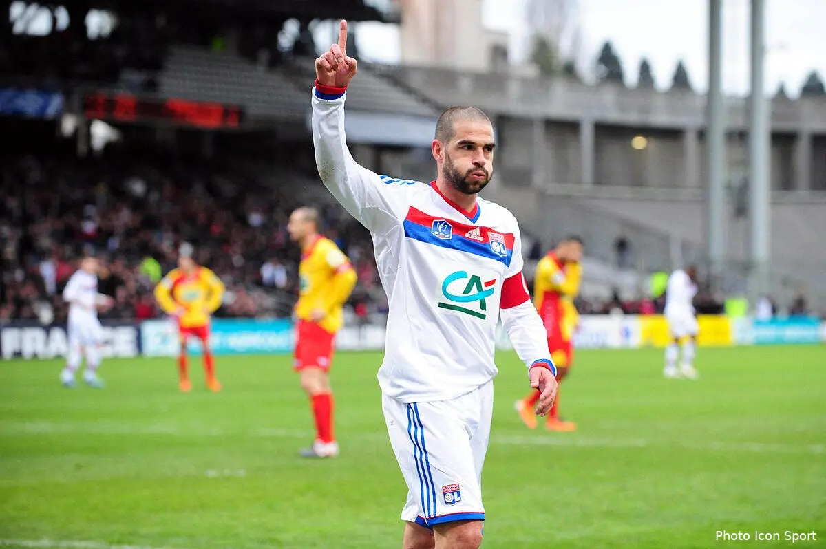 Les finances de l'OL inquiètent un peu Lisandro