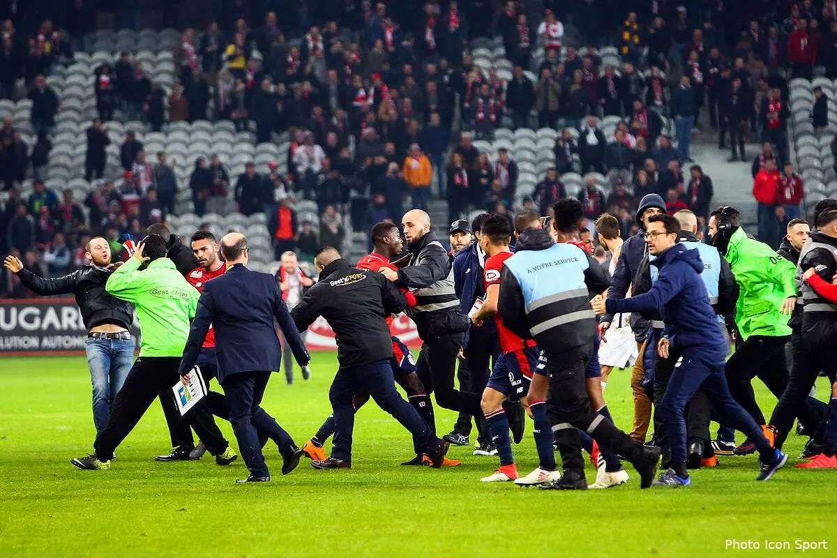 LFP : Un huis clos total pour le LOSC, l'ASSE sanctionnée