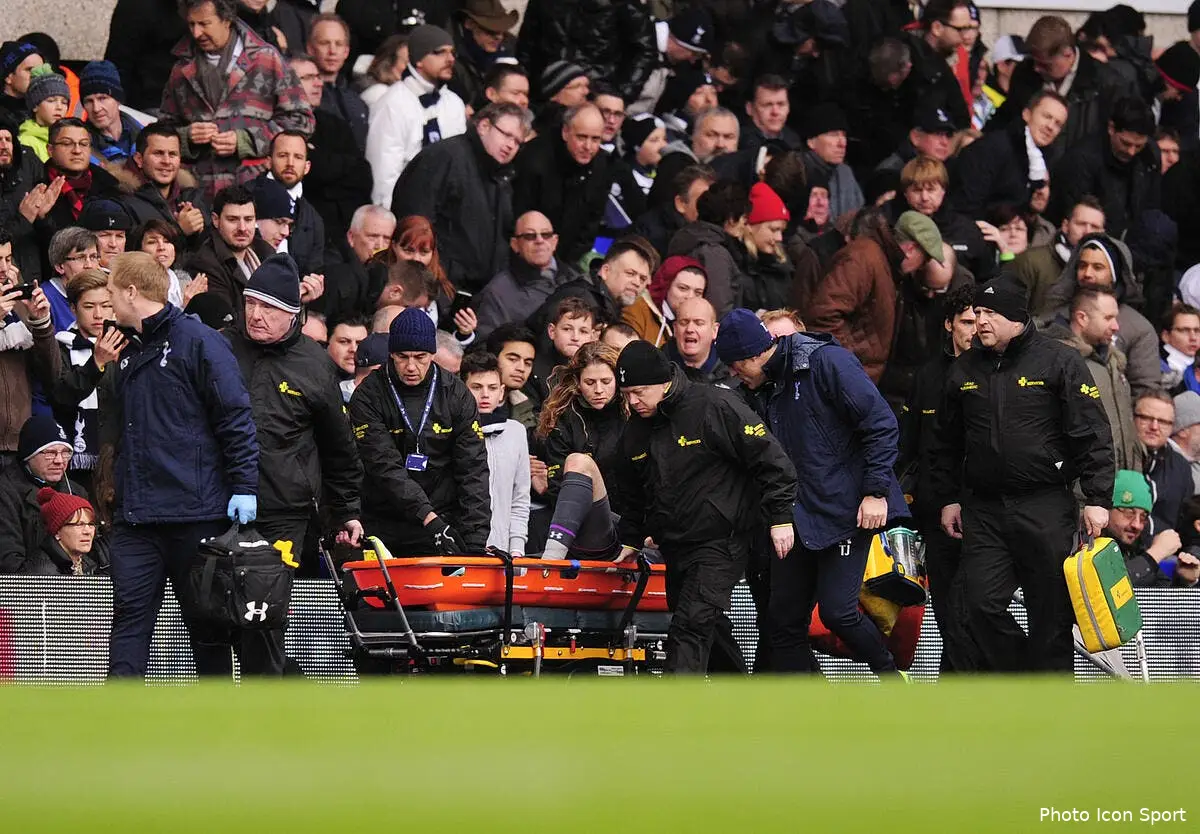 Lloris sort sur blessure avec Tottenham