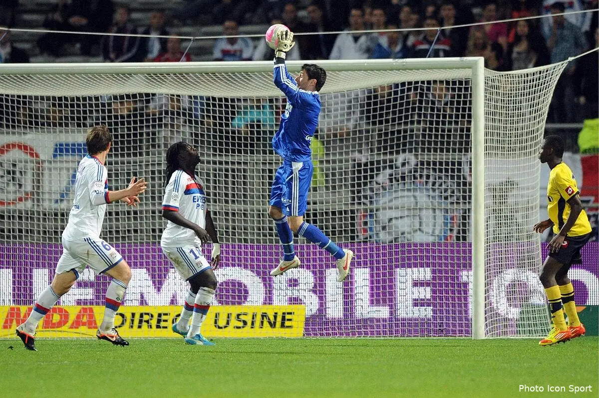 Lloris sur une autre planète à l'OL en mars