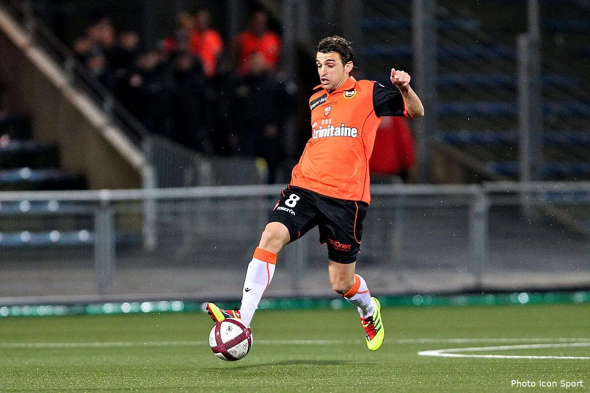 Lorient préfère les « gros morceaux » comme le PSG