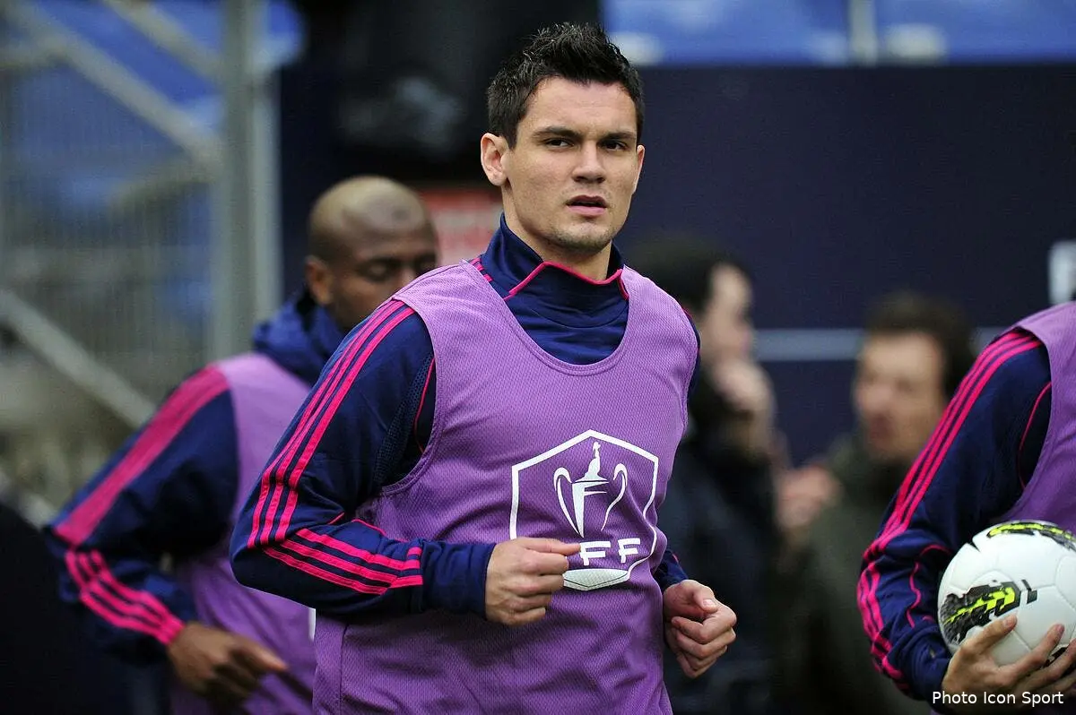 Lovren annonce son prochain retour avec l’OL