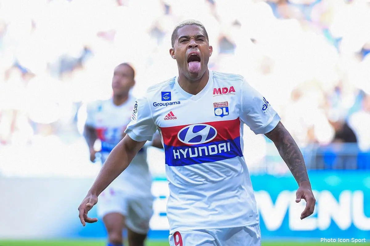 Lyon - Guingamp : 2-1