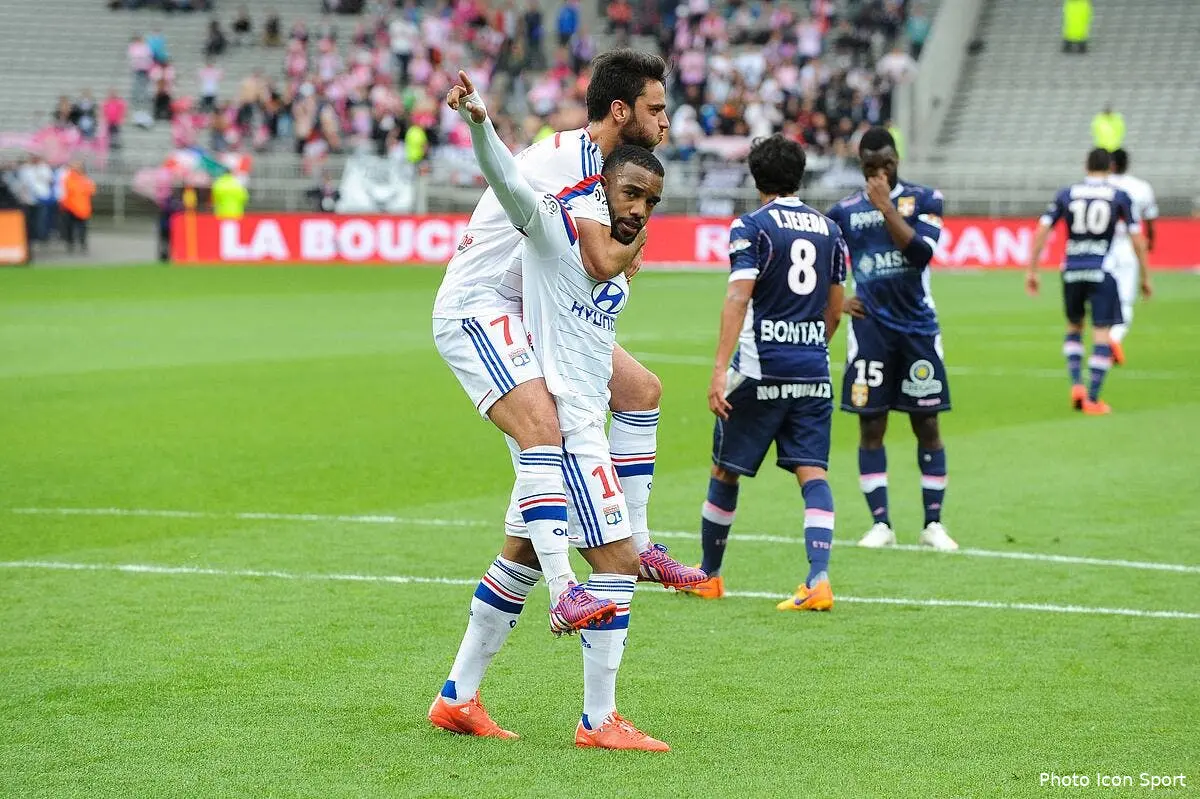 lyon rugit encore pour faire peur au psg grenier lacazette110343