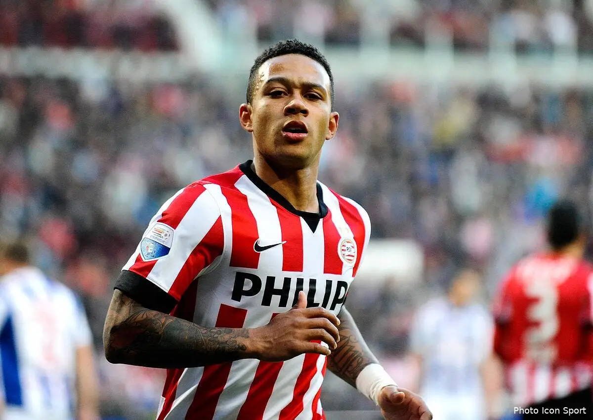 man united n a pas recrute la copie de cristiano ronaldo depay 1111427