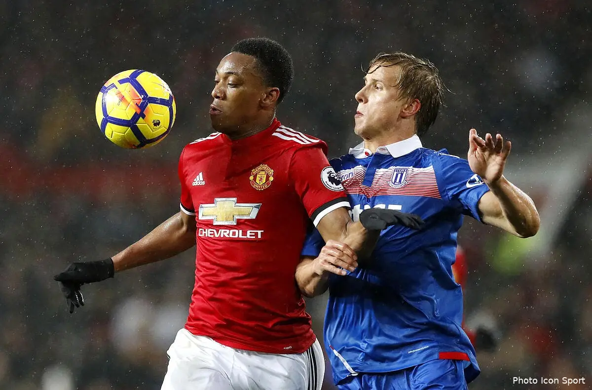 Man Utd - Stoke City : 3-0