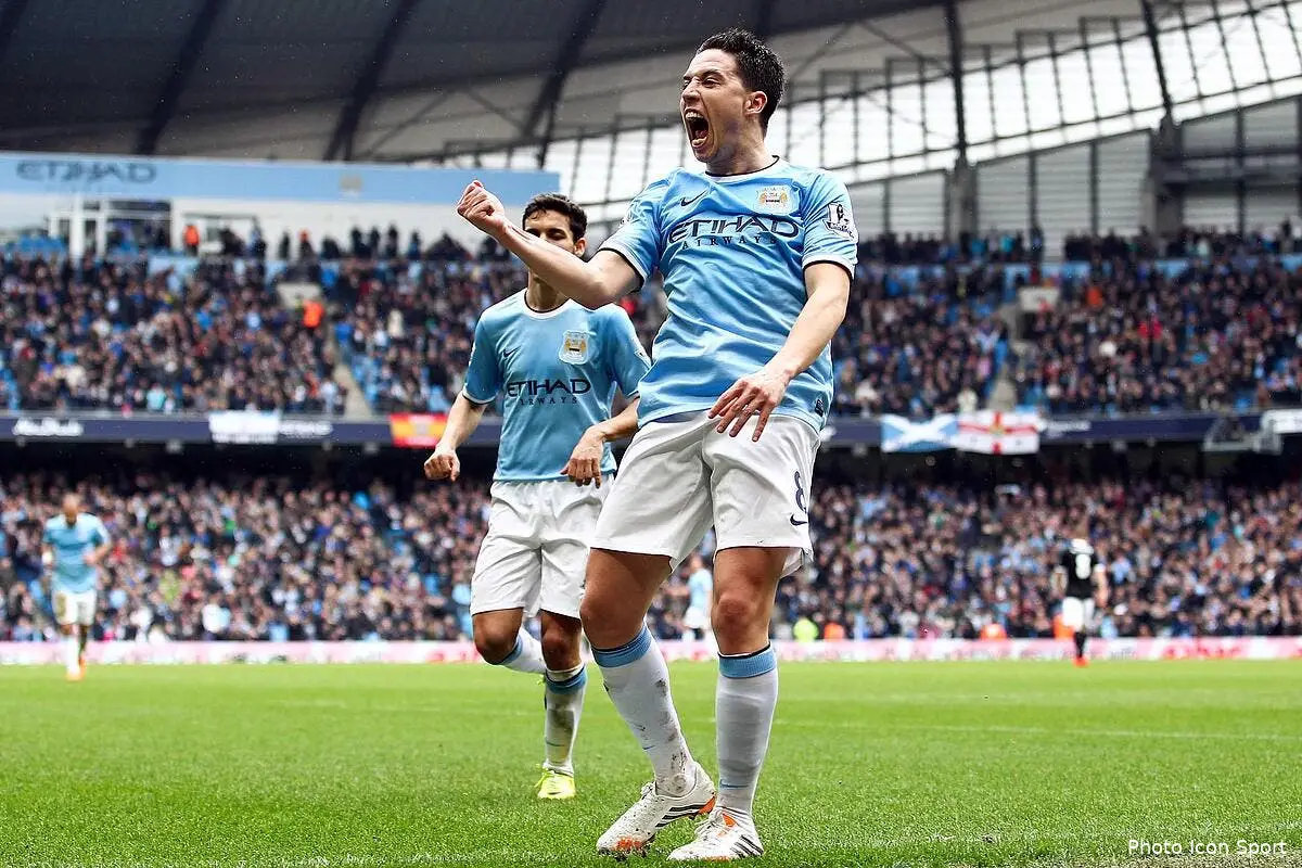 Manchester City champion sans trembler !