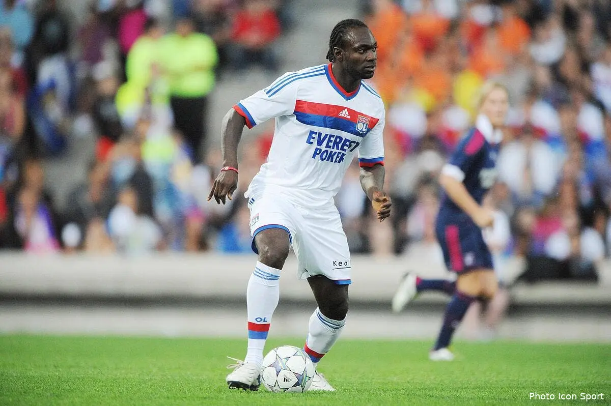 Mensah assure être toujours payé par l’OL