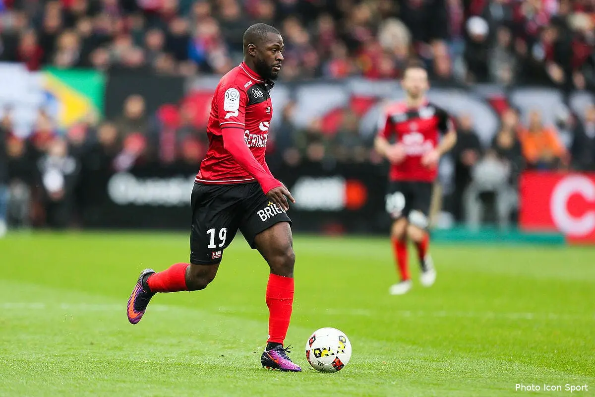 Mercato : Hull ou Guingamp, Salibur ne sait toujours pas où il doit jouer !