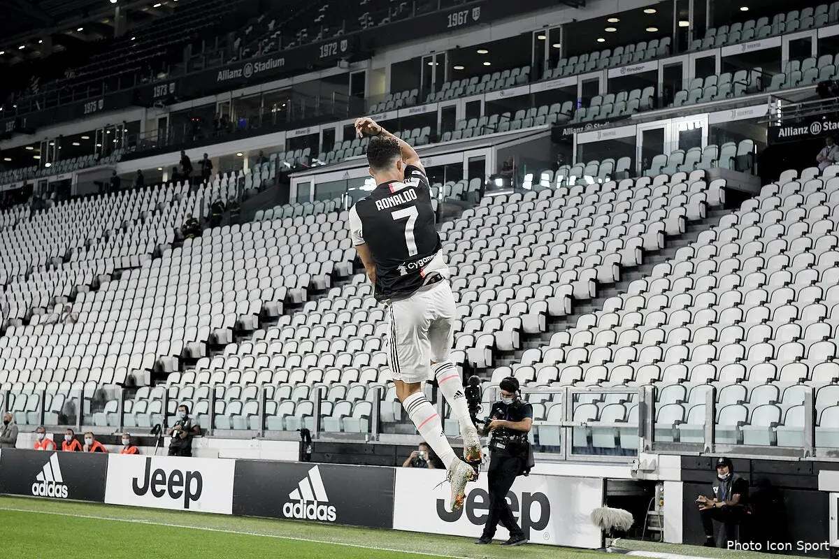 mercato la juventus brise le silence autour de cristiano ronaldo icon lp 11521168289737