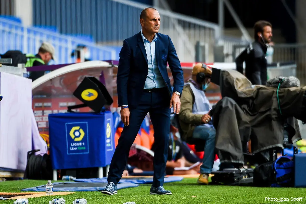 mhsc der zakarian et mendes ont le covid 10 autres cas negatifs icon adim 041020 34 191296919