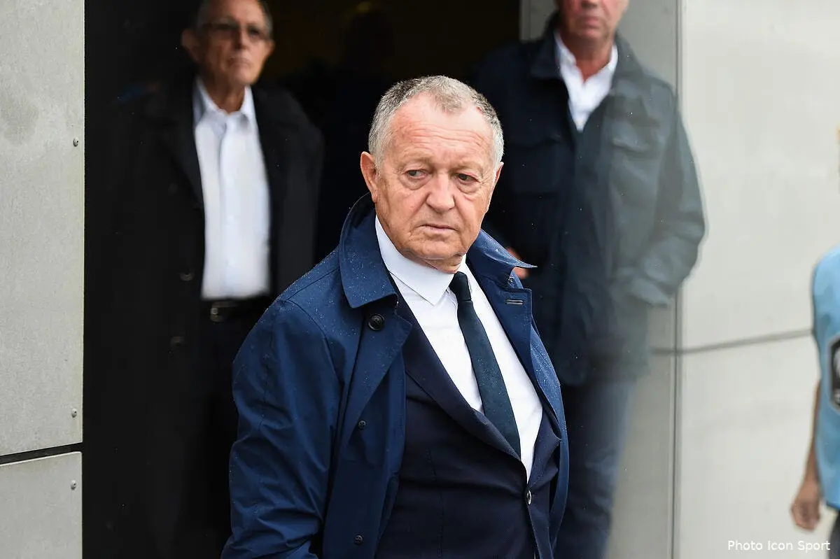 MHSC-OM : Un penalty discutable pour Marseille ? Aulas crie au scandale