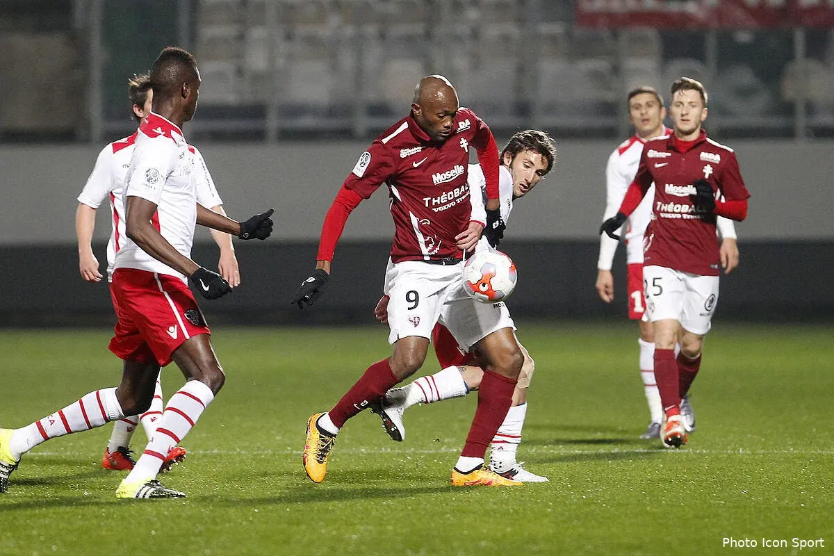 Nancy perd le fil, Metz gagne à 10