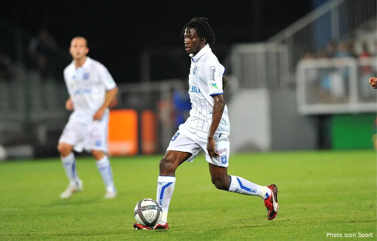 ndinga mon choix est fait c est lyon iconsport win 210810 22 3823229