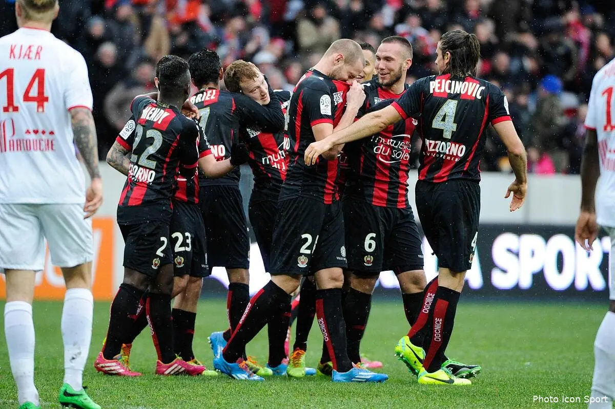 Nice laisse Lille à l’arrêt complet