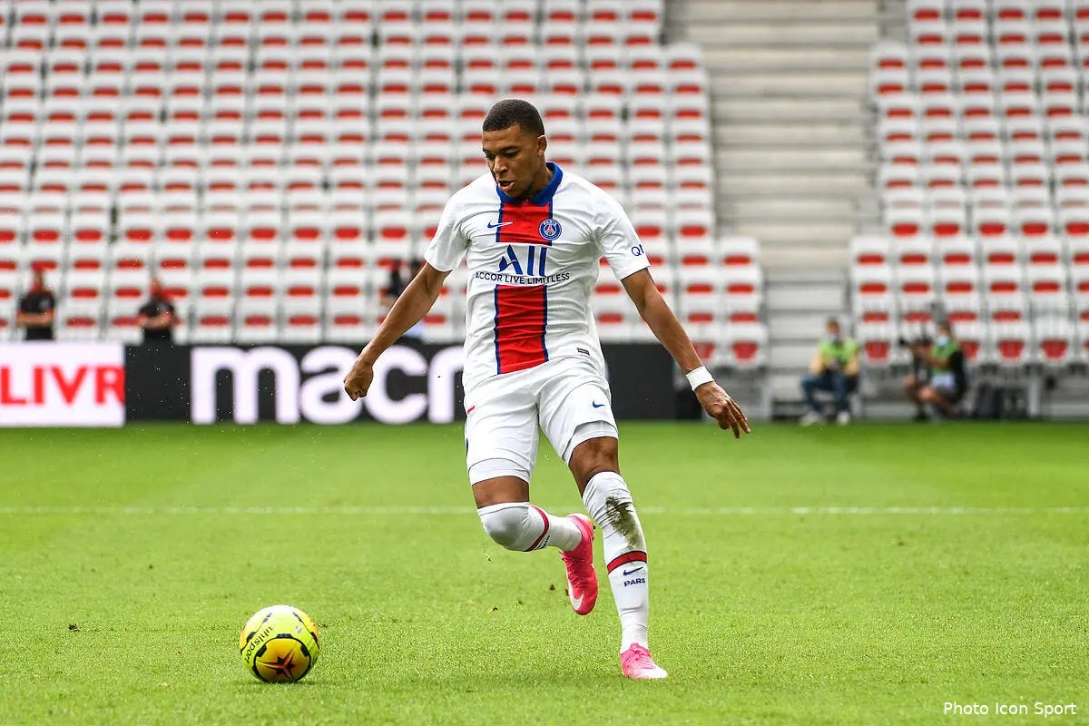 nice psg mbappe met atal dans la sauce icon dsc4698294615