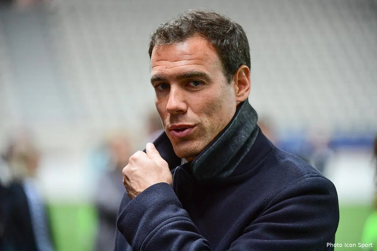 officiel bruno cheyrou directeur du recrutement de lyon icon winter 31102019105849285531