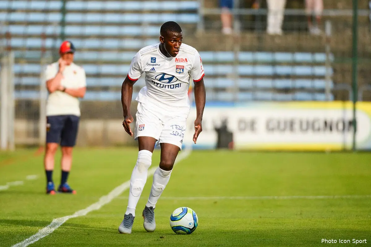officiel l ol vend un jeune pour 300 000 euros icon bap 200719 93 111287253