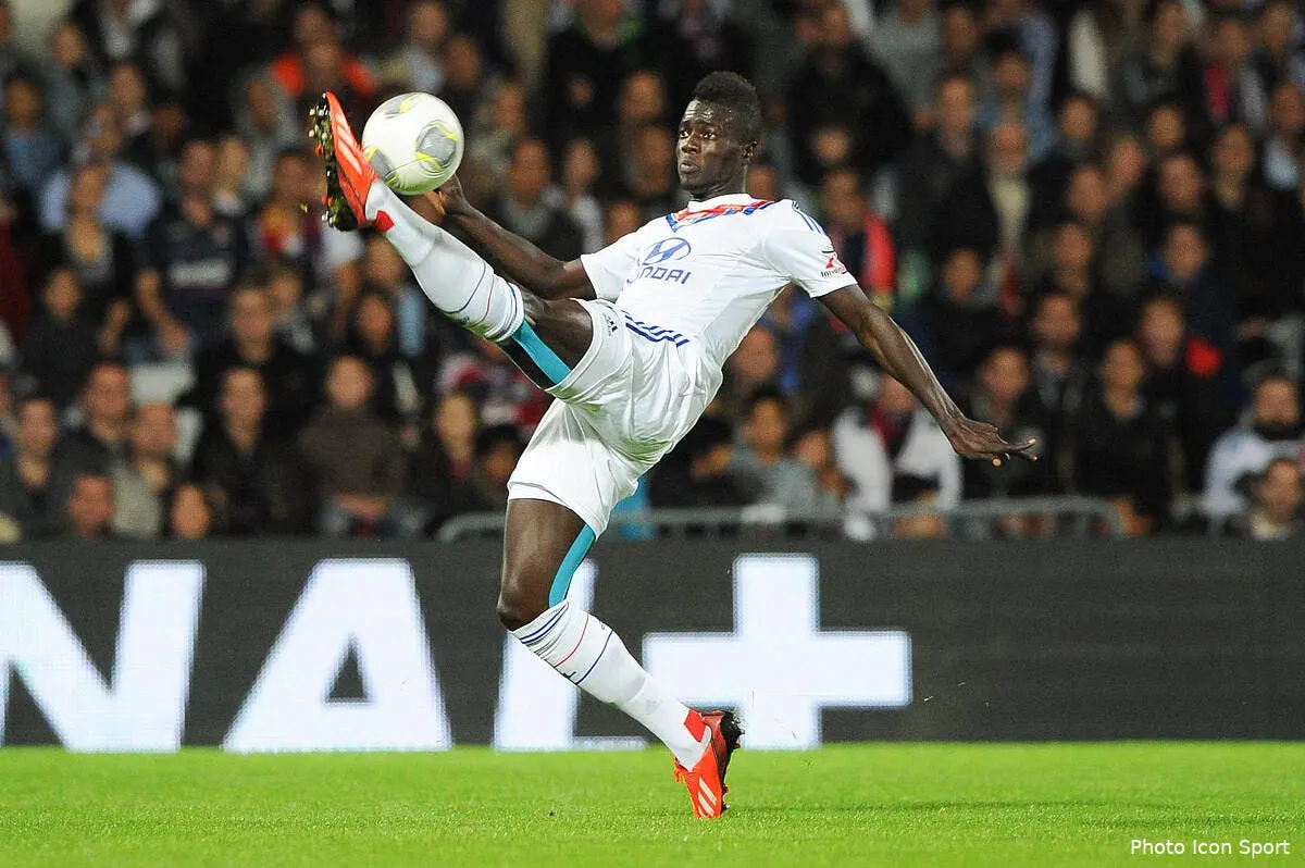 Officiel : Naby Sarr quitte l'OL et signe au Sporting Portugal !