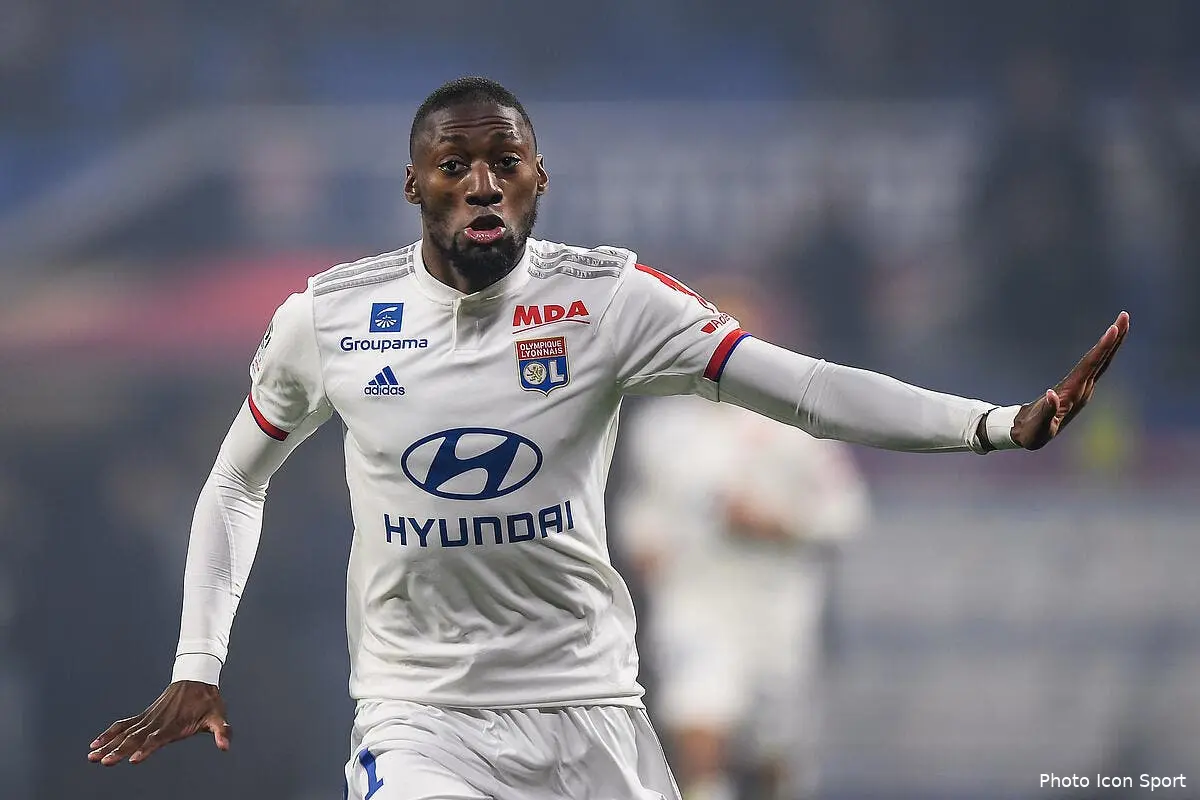 officiel toko ekambi lance le mercato de l ol icon bap 010320 93 053286121