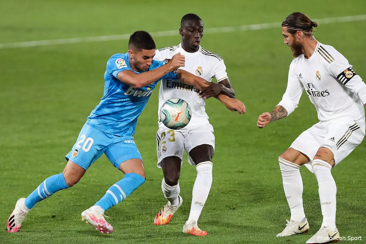 ol 50 me aulas accuse d avoir brade ferland mendy icon 133208002288593