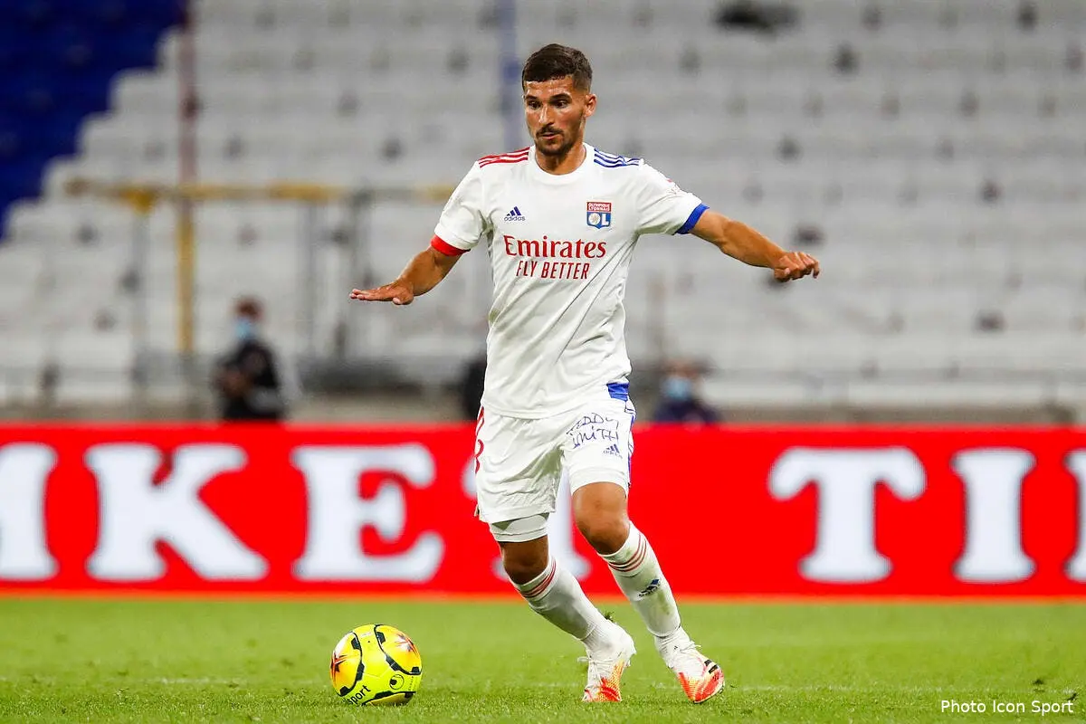 ol aouar detruit la polemique entre juninho et lui icon 25i0147 copie 300551