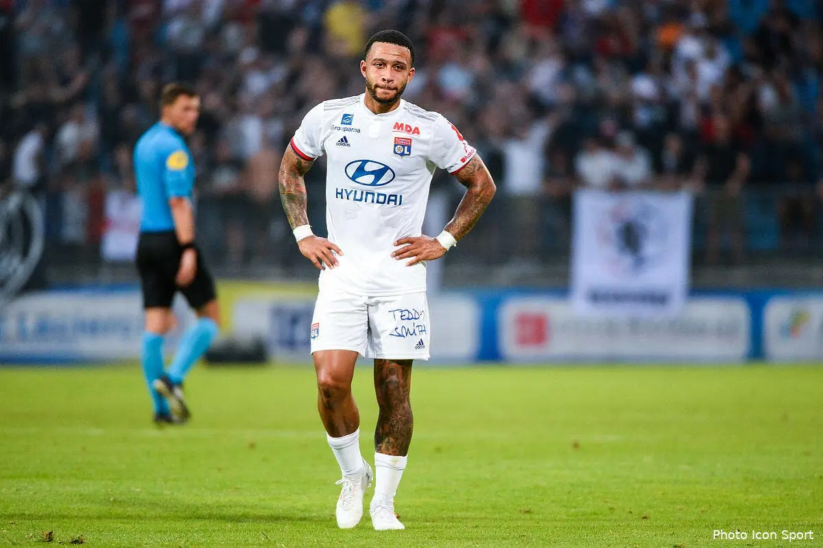 ol aucune tactique en premier league depay prefere la ligue 1 depay 25260277