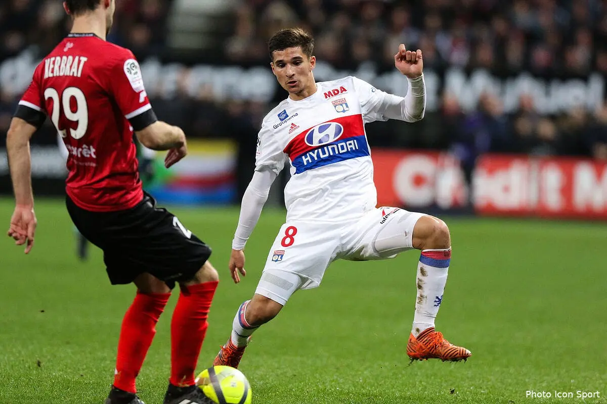 ol aulas demande au psg de casser sa tirelire pour aouar icon lem 170118 11 35207305