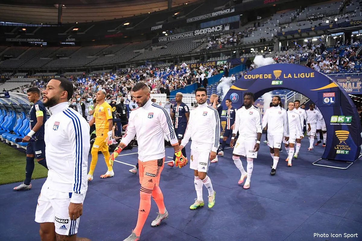 ol aulas et garcie snobes memphis depay s en va icon ab17533290973