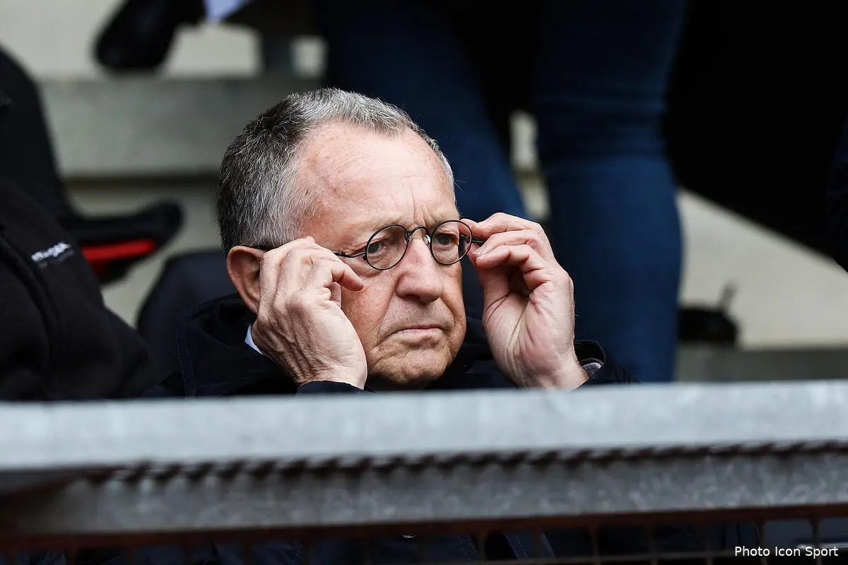 OL : Aulas répond sèchement à la rumeur Mammana