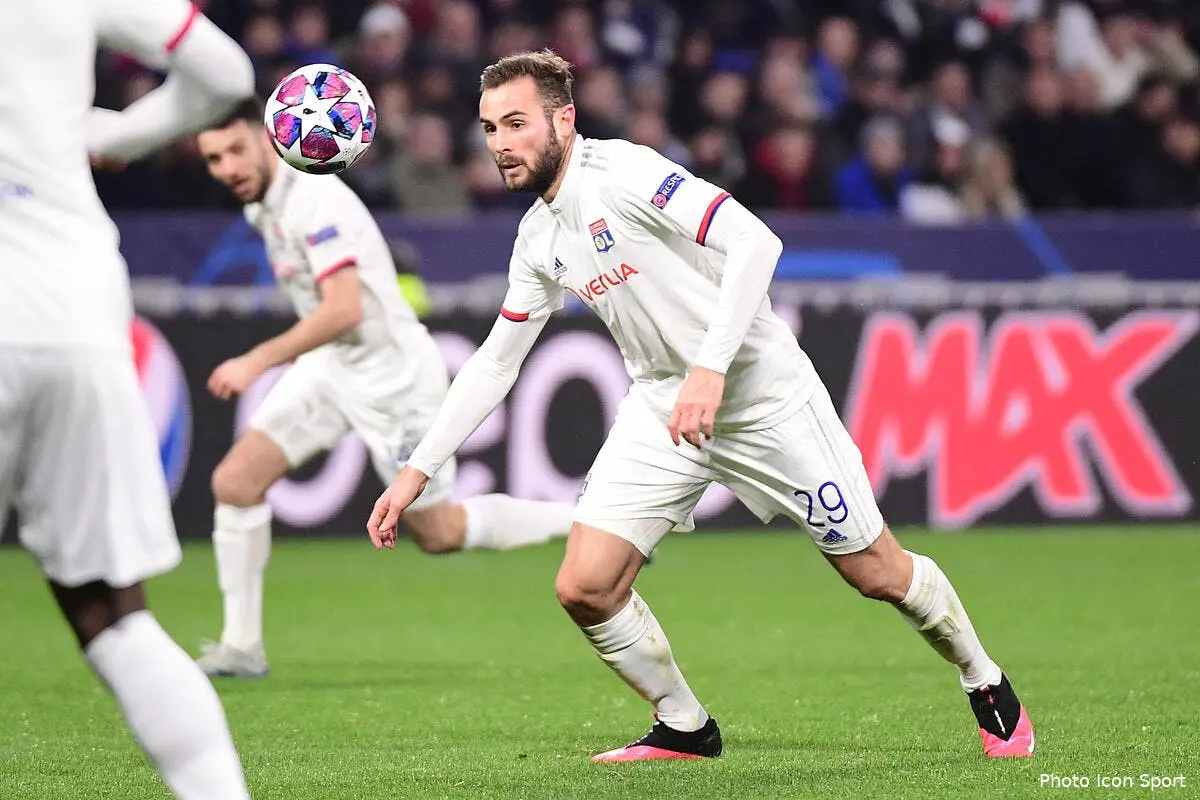 ol bertrand latour denonce le scandale tousart icon winter 26022020121176286575