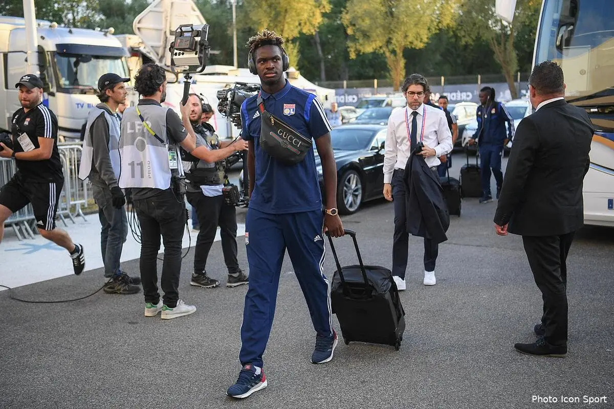 ol ce defenseur prepare ses valises en vue du mercato icon dib 130919 10 07267263