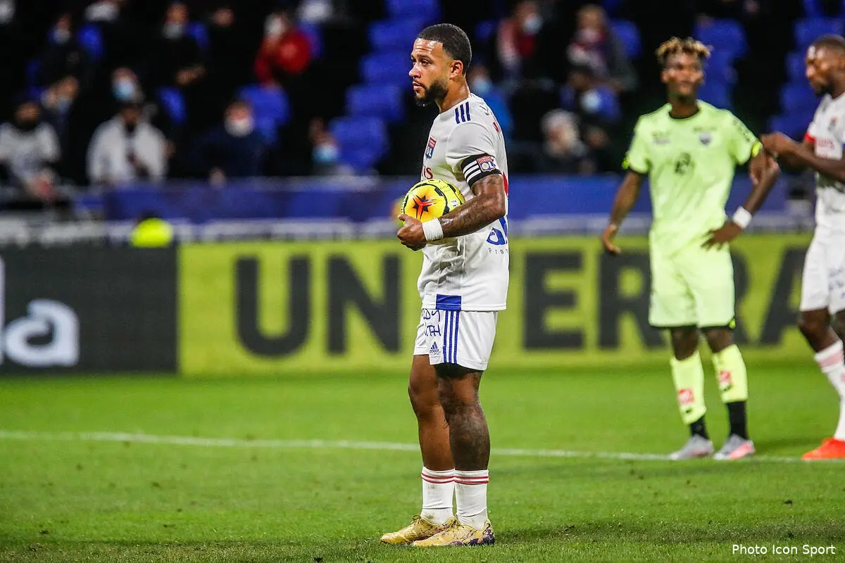 ol depay signe un record il rend hommage a fekir icon 25i5553 copie292893