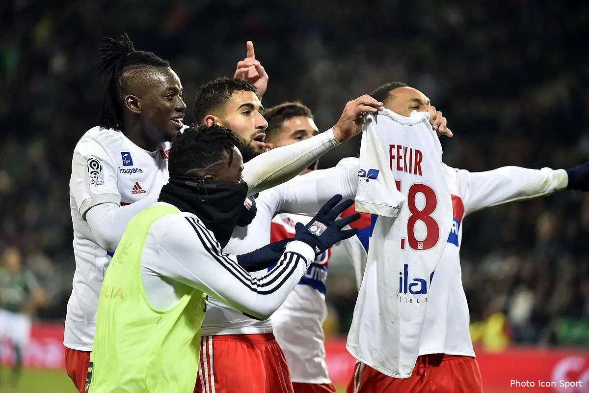 OL : Des supporters de l'ASSE soutiennent Nabil Fekir !