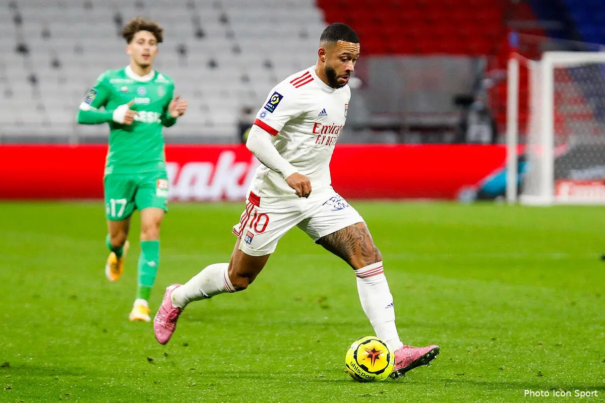 ol houllier retient tres mollement memphis depay icon bia 081120 11 52 298921