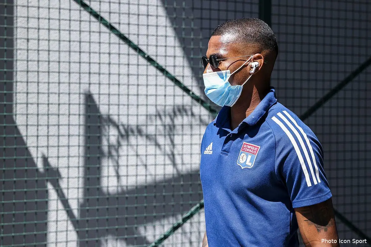 ol jean lucas fait transpirer la compta au mercato icon 1228027711296807