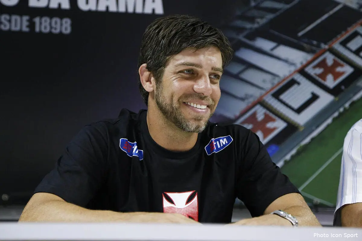 OL : Juninho hésite et ce n'est pas bon pour Lyon