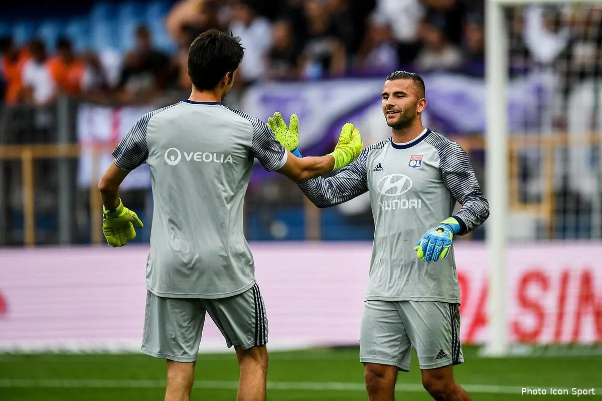 ol la guerre lopes vs tatarusanu c est du passe a lyon icon adim 270819 34 130279847
