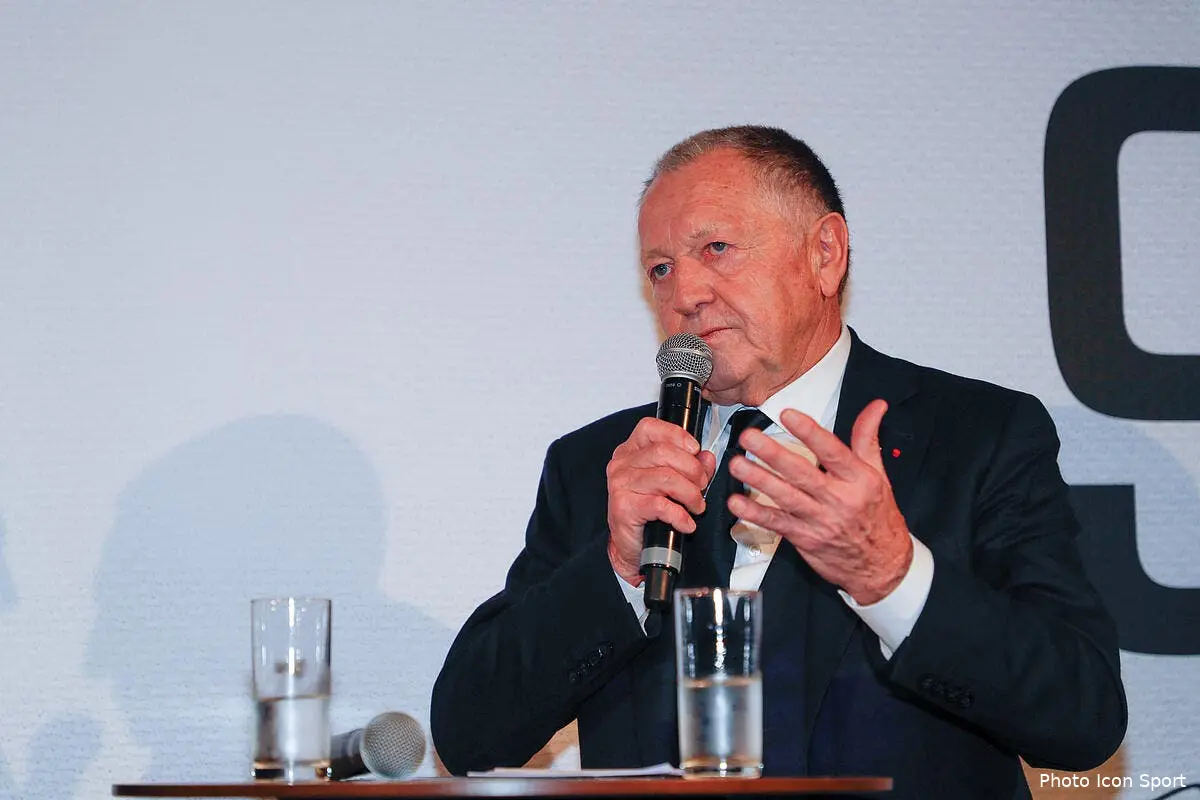 ol le coup fourre pour guimaraes aulas va saisir la fifa icon bia 151219 45 33276299