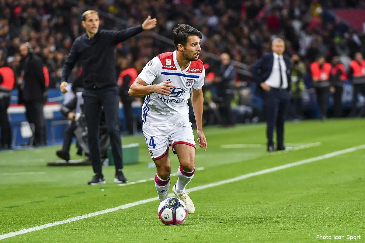 ol le psg lache 30 me leo dubois tres chaud icon alc 071018 45 150290863