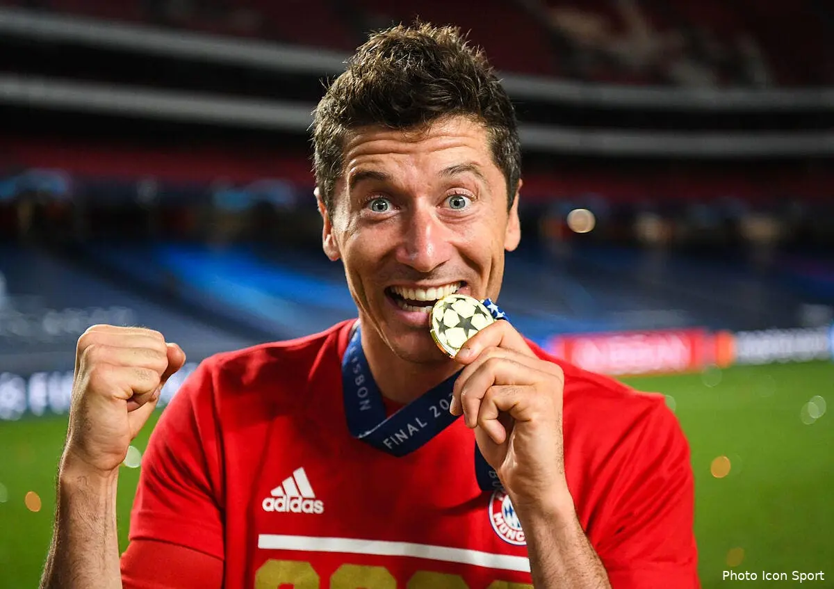 ol lewandowski a lyon l addition a effraye aulas icon 1268089686293663