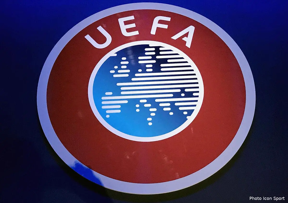 ol lyon qualifie d office pour la ligue des champions par l uefa icon 53254858283283