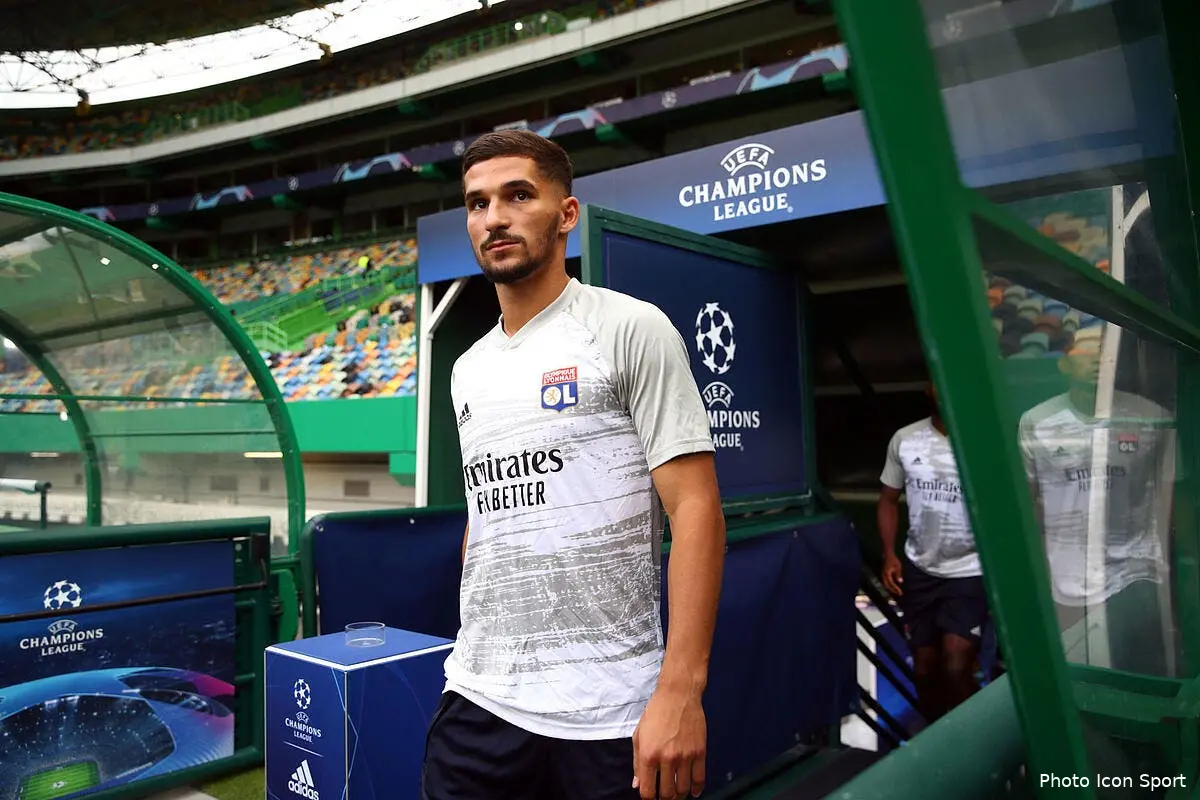 ol lyon refuse une belle offre d arsenal pour aouar icon 1267187261293521