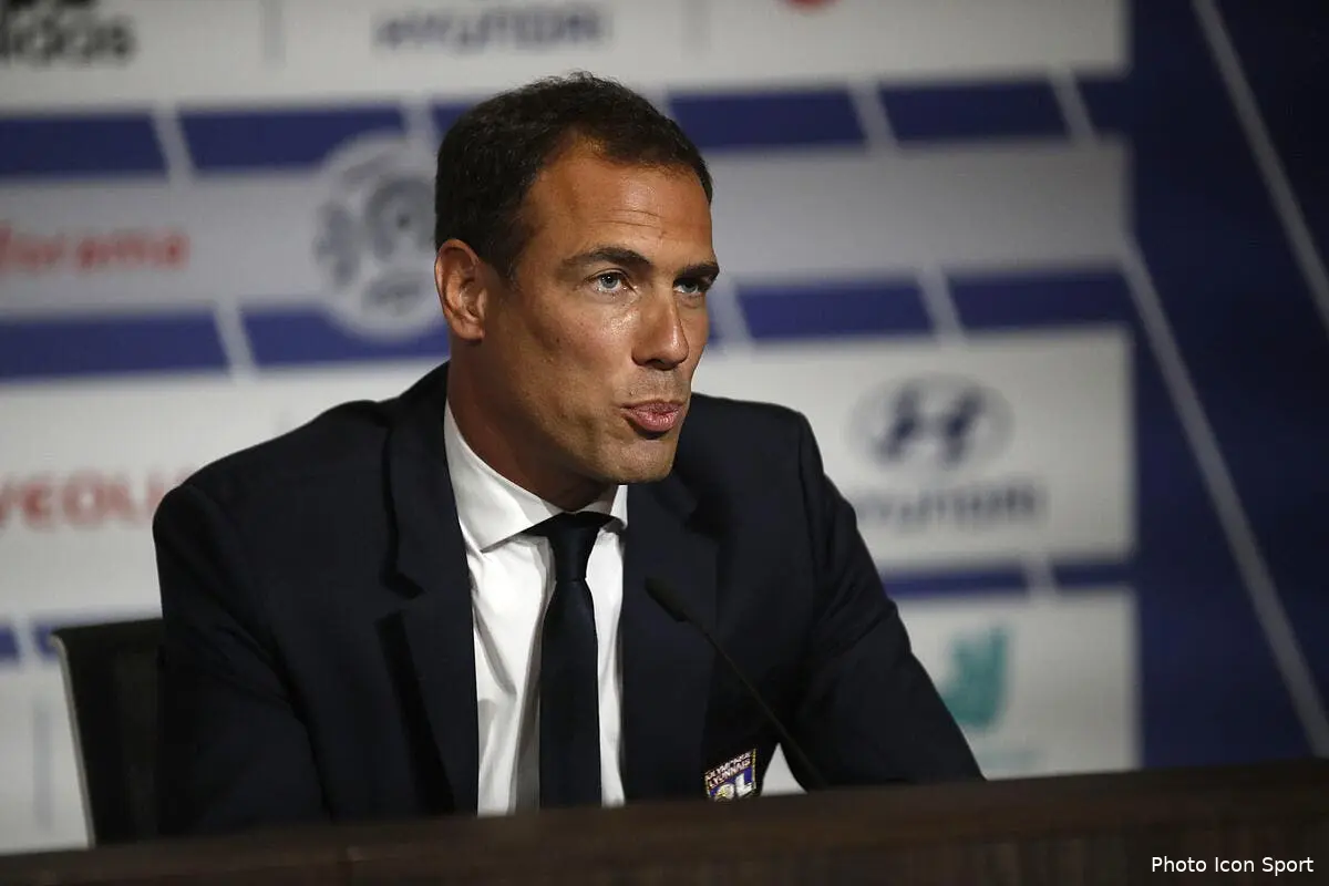 ol on fire cheyrou fait du luis campos a lyon icon 25i3902 copie291071