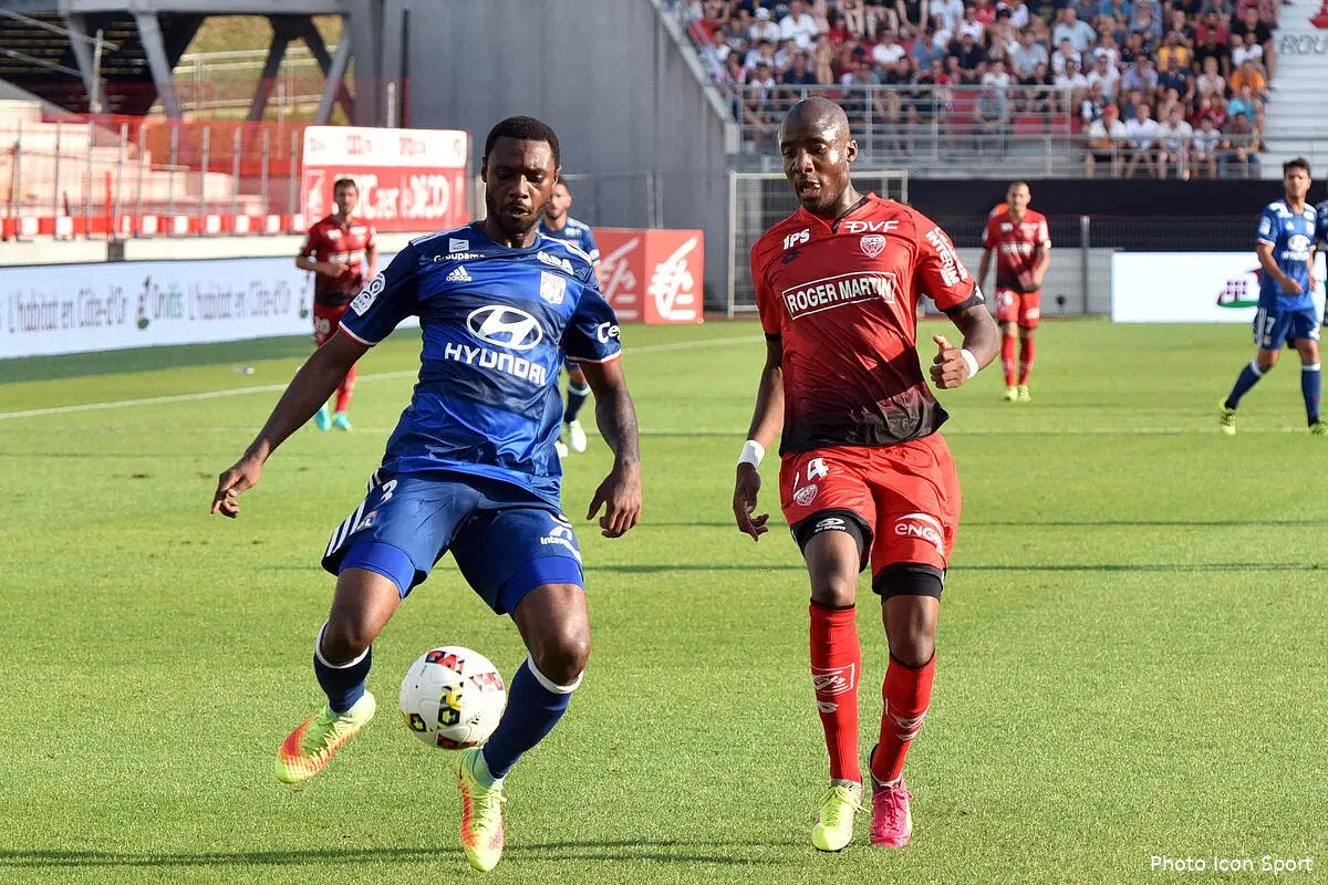OL : Sale note et critique violente pour Nkoulou