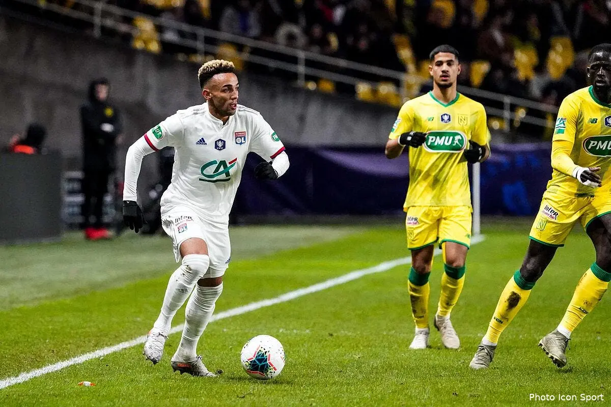 ol stupide ce lyonnais prend un gros tacle icon lem 180120 08 16275841