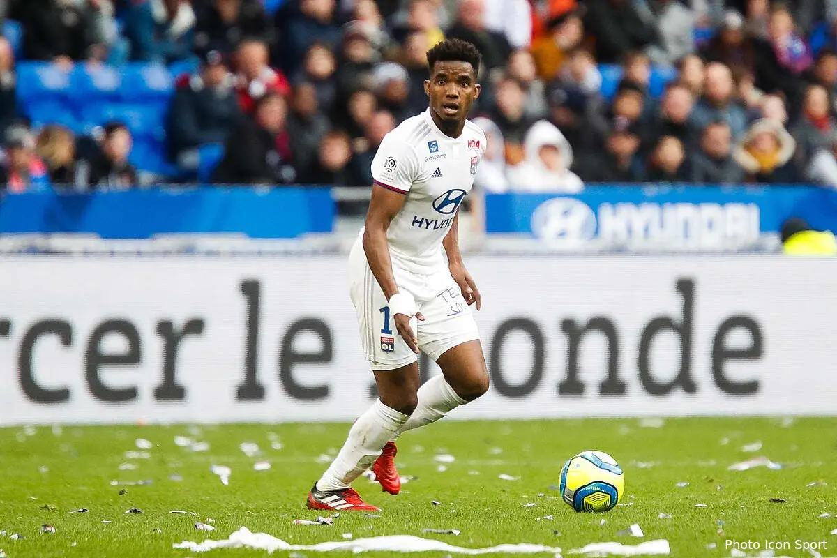 ol thiago mendes courtise lyon ne fera aucun cadeau icon 25i6398 copie288851